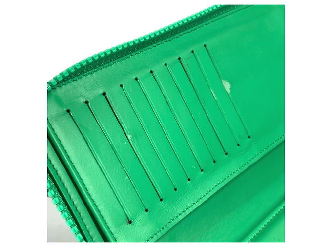 Cartera larga de cuero Taurillon verde Louis Vuitton - vista 12