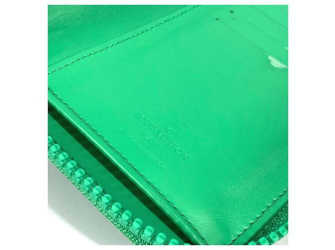 Cartera larga de cuero Taurillon verde Louis Vuitton - vista 15