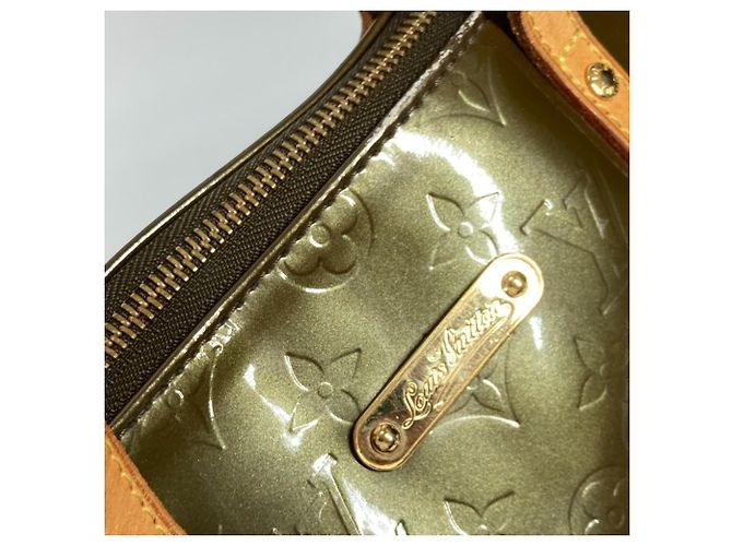 Borsa Tote Louis Vuitton Monogram Vernis Bellevue GM Cachi - vista 10