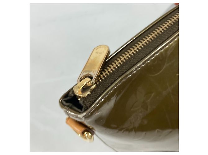 Borsa Tote Louis Vuitton Monogram Vernis Bellevue GM Cachi - vista 11