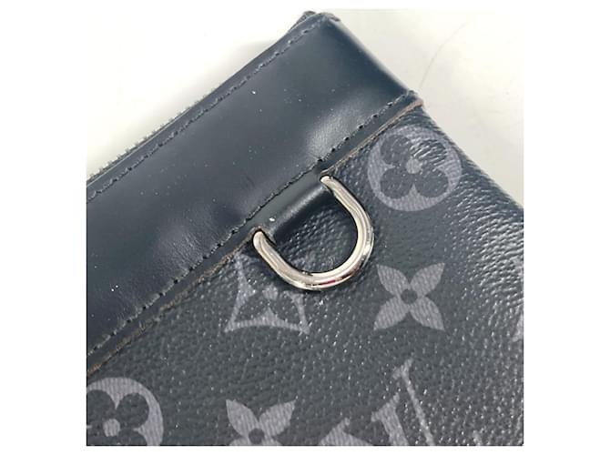 Borsa Pochette Discovery Monogram Eclipse di Louis Vuitton Nero Monogramma - vista 7