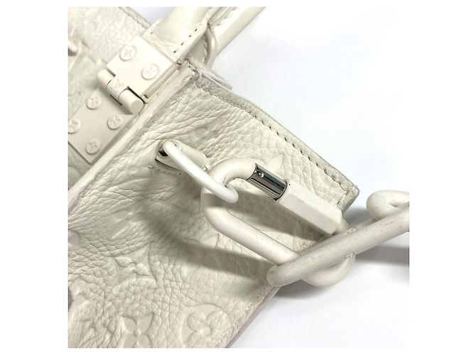 Borsa Sac Plat in Taurillon Monogram Louis Vuitton Bianco - vista 10
