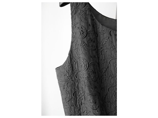 Abito Alaïa nero in cotone con ricami floreali - vista 2