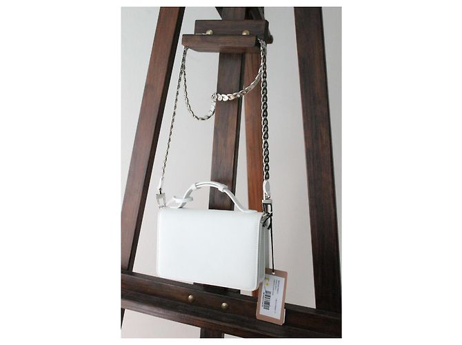 Borsa Alaïa in pelle bianca Bianco - vista 6