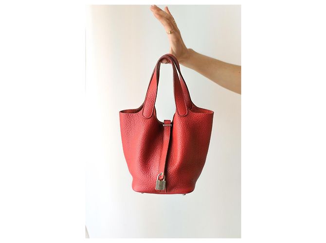 Hermès Picotin 18 Borsa in pelle taurillon clémence rossa Rosso - vista 2