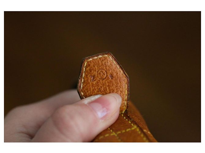 Borsa Hermès Bolide in pelle color camel Cammello - vista 3