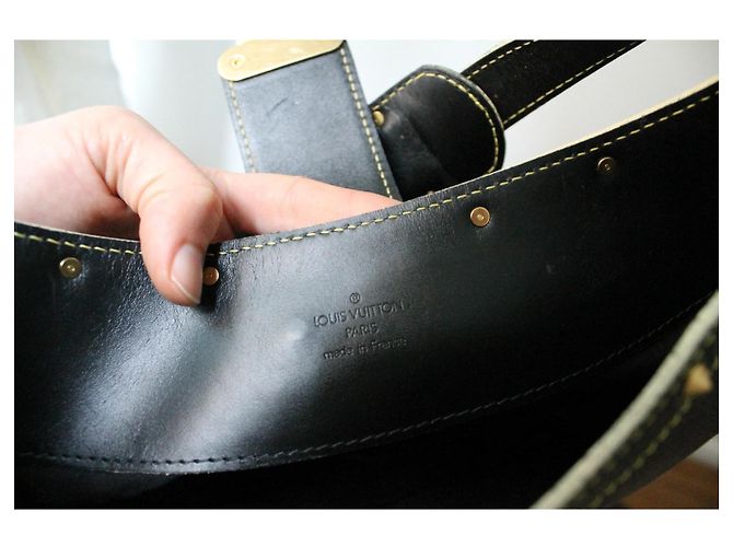 Borsa Louis Vuitton l'Affriolant in pelle suhali nera Nero - vista 8