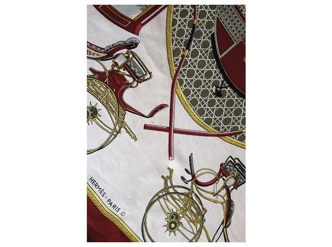 Sciarpa di seta Hermès bianca e bordeaux 90x90 Multicolore - vista 7