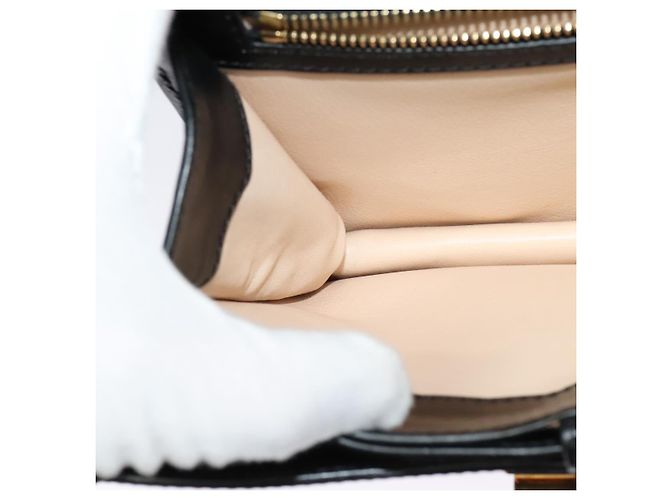 Chloé Borsa a Spalla Chloe in Pelle Nera Oro Auth 123811 Nero D'oro - vista 19