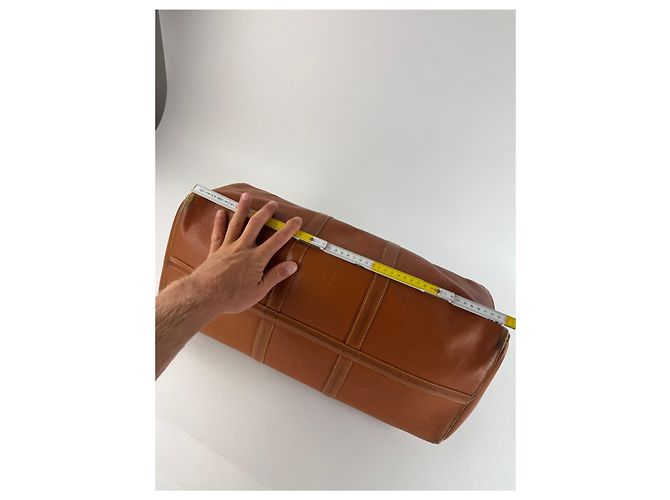 Keepall Borsa da viaggio vintage Louis Vuitton in pelle EPI marrone arancione - vista 5