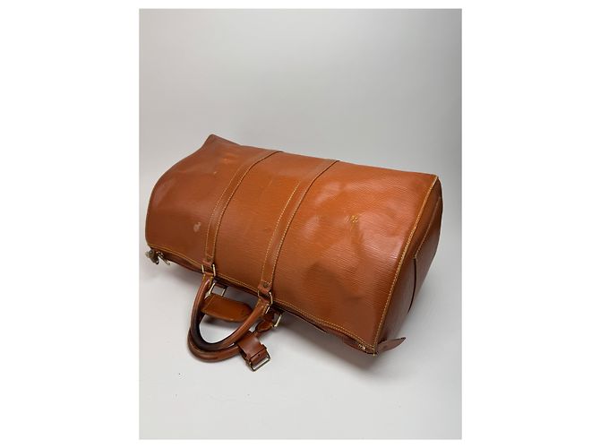 Keepall Borsa da viaggio vintage Louis Vuitton in pelle EPI marrone arancione - vista 8