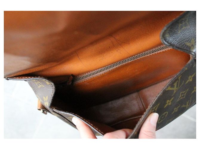 Borsa Louis Vuitton Saint Cloud Marrone Tela e Pelle - vista 10