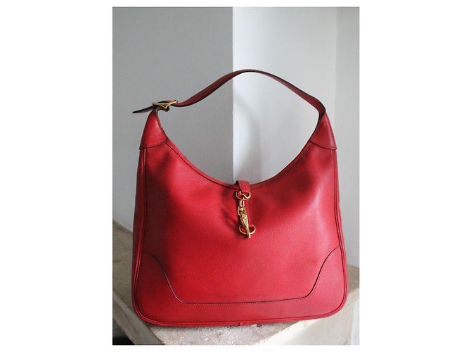 Borsa a mano Hermès Trim in pelle rossa granulata con finiture oro Rosso - vista 2