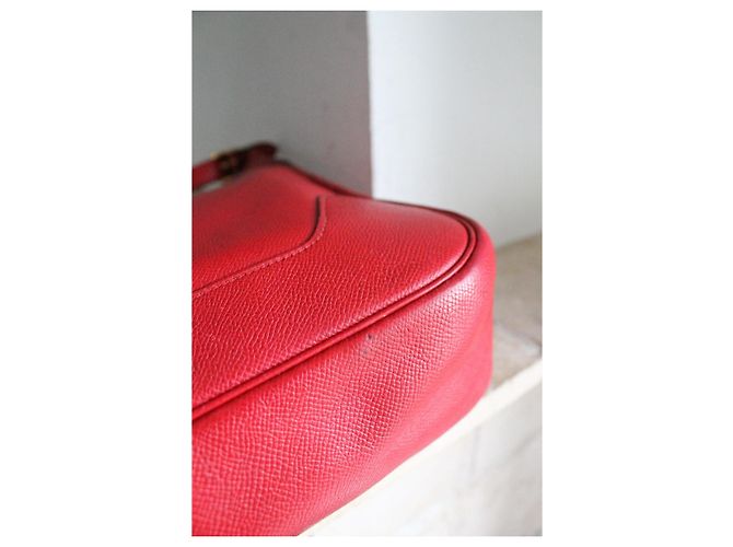Borsa a mano Hermès Trim in pelle rossa granulata con finiture oro Rosso - vista 8