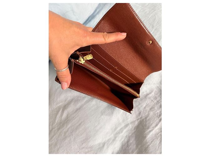 Cartera larga Louis Vuitton Monogram – Interior marrón, en buen estado Castaño Negro - vista 6