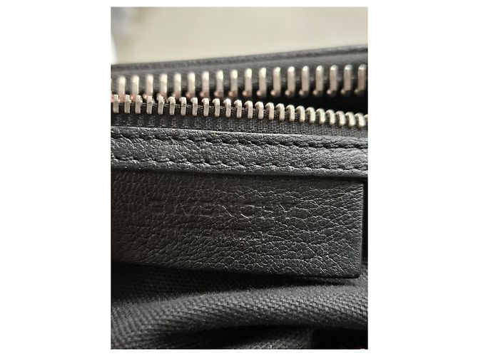 Bolsa Antigona Média Givenchy em Couro Preto - vista 13