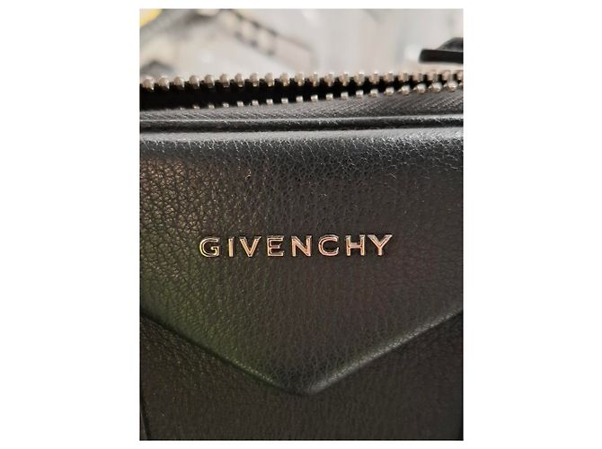 Bolsa Antigona Média Givenchy em Couro Preto - vista 16