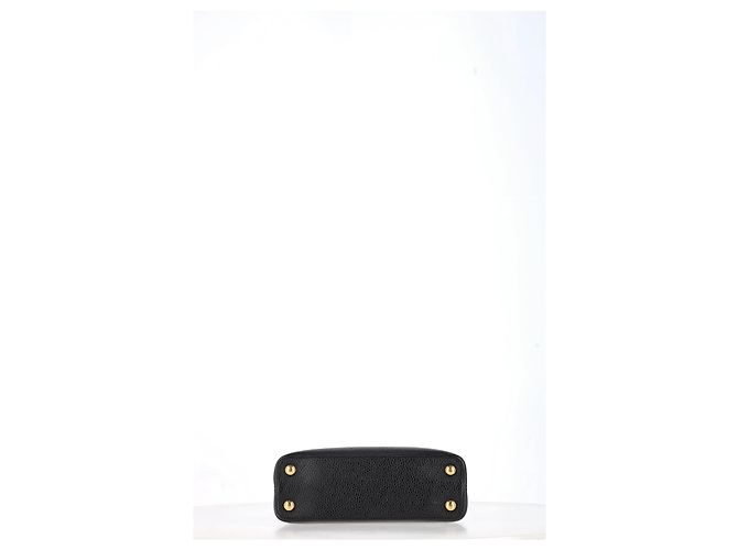 Bolsa de mão Louis Vuitton Capucines BB em couro preto - Ansicht 16