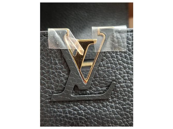 Bolsa de mão Louis Vuitton Capucines BB em couro preto - Ansicht 21