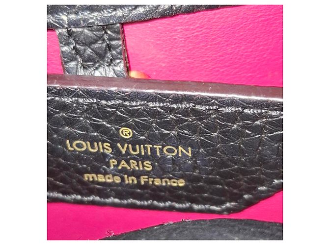 Bolsa de mão Louis Vuitton Capucines BB em couro preto - Ansicht 9