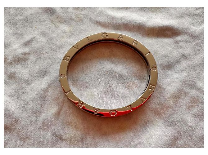 Bracciale Bulgari B.Zero1 in oro bianco e pavé di diamanti - vista 4
