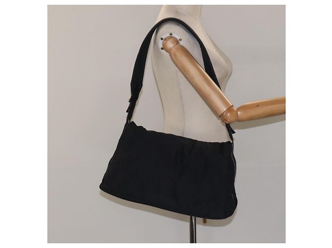 Borsa a spalla Salvatore Ferragamo in nylon nero Auth 121472 - vista 22