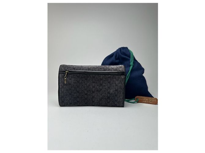 Clutch in suede vintage Bottega Veneta blu navy e bianco - vista 2