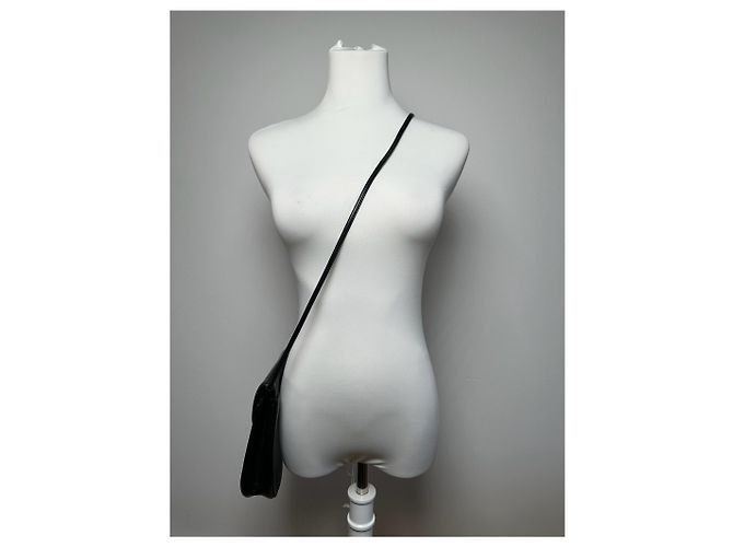 Vintage Givenchy Ledertasche schwarz - Ansicht 2