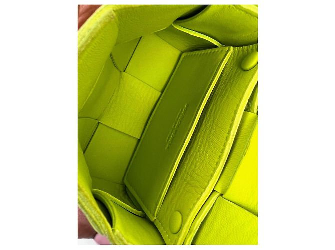 Cassette BORSO A TRACOLLA MINI CASSSETTE IN PELLE DI AGNELLO VERDE LIME BOTTEGA VENETA - vista 6