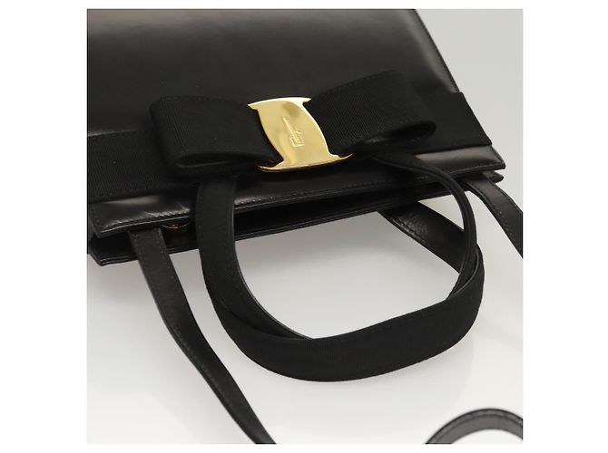 Borsa a mano in pelle Vala 2 vie nera e oro di Salvatore Ferragamo Auth gh079 Nero D'oro - vista 6