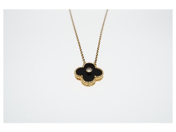 Van Cleef & Arpels Pendente festivo Vintage Alhambra 2023 - Collana in oro rosa e ossidiana - vista 4