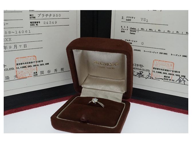 Authentic MIKIMOTO Diamond Ring 0.48CT Gold hardware - view 3