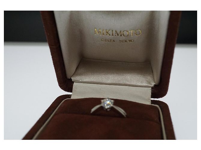 Authentic MIKIMOTO Diamond Ring 0.48CT Gold hardware - view 9