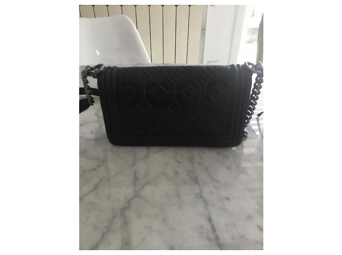 Bolso de mano Chanel Boy en piel negra Negro - vista 5