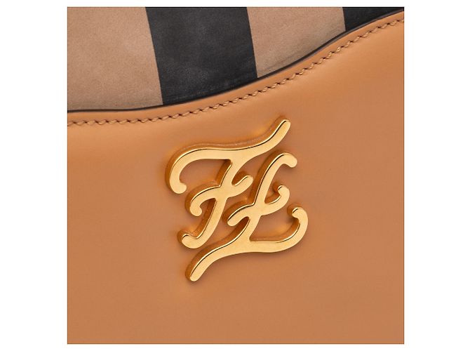 Borsa a spalla Fendi in vitello marrone Vitello King Nubuck Pequin Karligraphy - vista 9