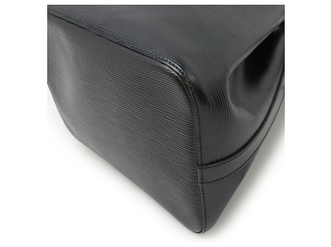 Noe Borsa a Spalla Petit Noé Epi Louis Vuitton Nero - vista 4