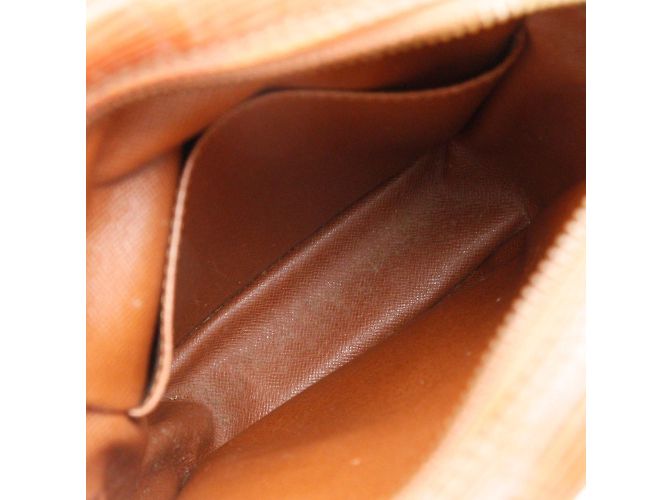 Borsa a Spalla Danube Louis Vuitton Marrone - vista 5