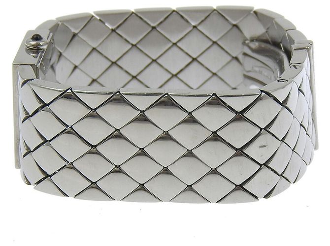 Reloj Chanel Matelassé con bisel de diamantes - vista 4