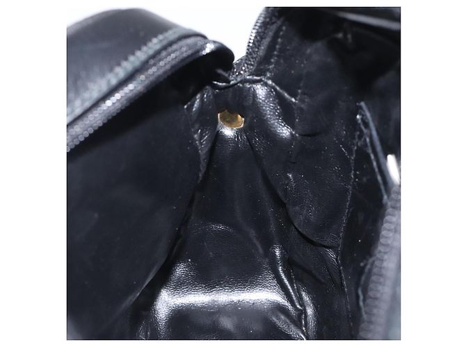 Borsa a Spalla Vala in Pelle Nera e Oro di Salvatore Ferragamo Auth bs25514 Nero D'oro - vista 20