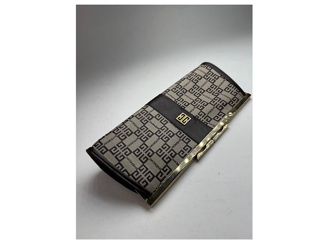 Clutch in pelle monogramma vintage Givenchy Bianco - vista 10