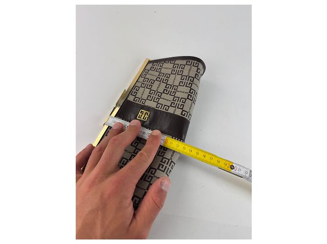 Clutch in pelle monogramma vintage Givenchy Bianco - vista 5