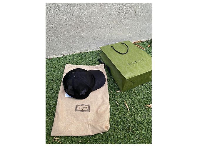 Marmont Berretto Gucci Roemrond in nylon nero - vista 3