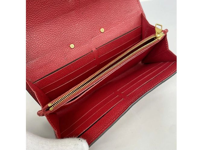 Metis Cartera Larga Louis Vuitton en Escarlata Roja - vista 12