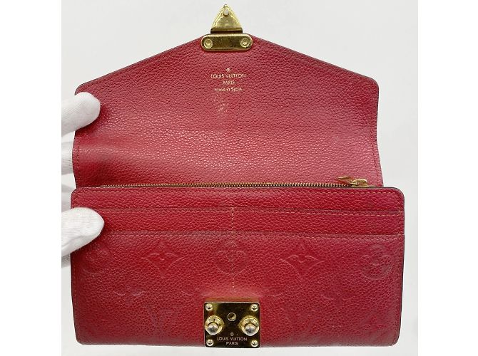 Metis Cartera Larga Louis Vuitton en Escarlata Roja - vista 3