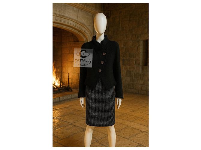 Chanel Neue Paris / Edinburgh Ikonische Schwarze Tartan Tweedjacke 38 FR - Ansicht 11