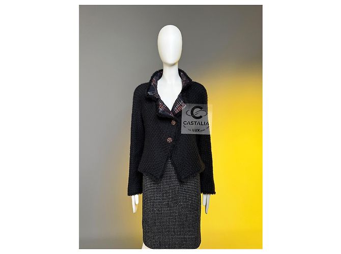 Chanel Neue Paris / Edinburgh Ikonische Schwarze Tartan Tweedjacke 38 FR - Ansicht 12