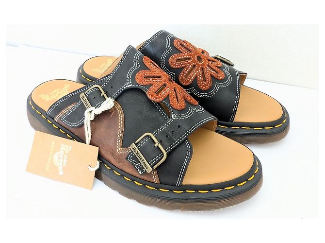 Dr. Martens Sandali Dr Martens Fatti in Inghilterra Marrone - vista 2