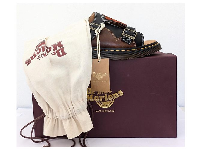 Dr. Martens Sandali Dr Martens Fatti in Inghilterra Marrone - vista 3