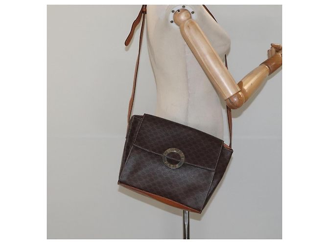 Céline CELINE Macadam Canvas Circle Shoulder Bag PVC Leather Brown Gold Auth 122059 Golden - view 23