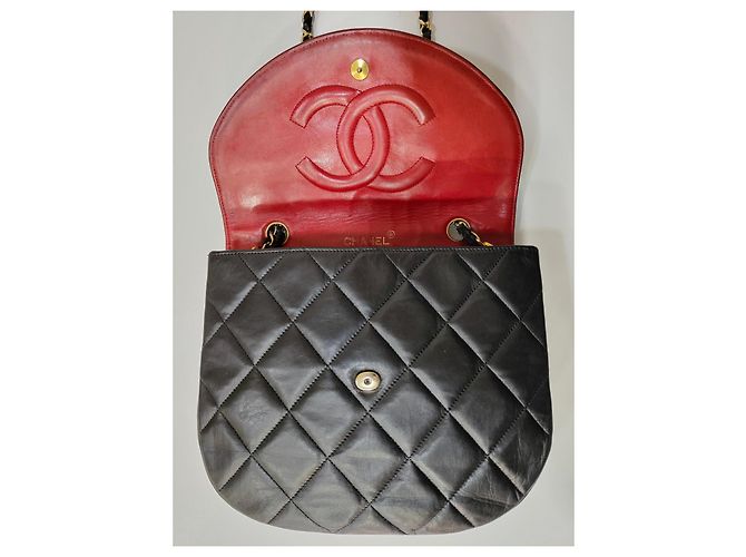 Chanel Demi-Lune Gesteppte Leder Handtasche Schwarz - Ansicht 8